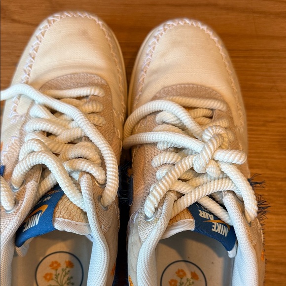 Men’s Nike Air Forces - Picture 12 of 13